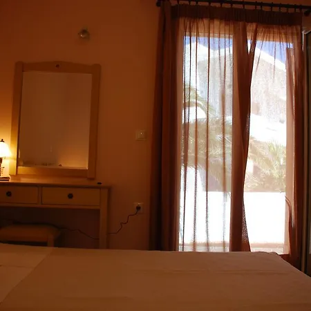 Fyri Ammos Residences Agia Pelagia  Room photo