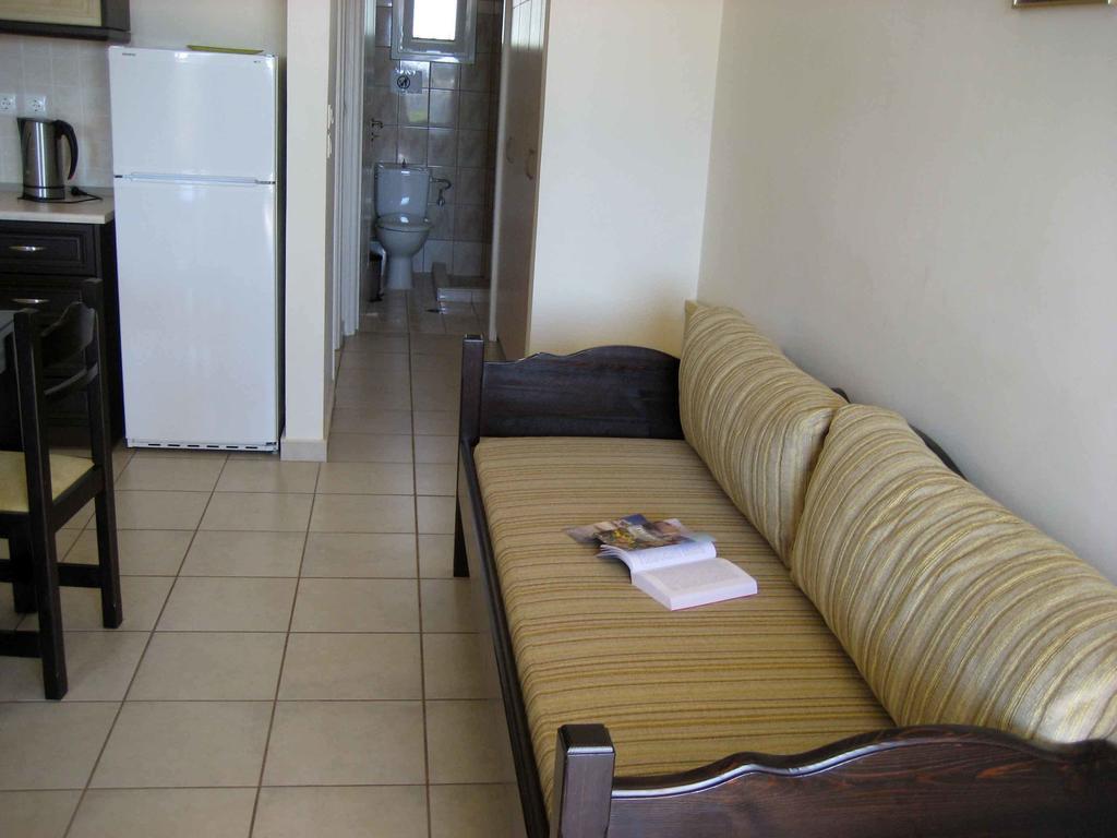 Apartment Fyri Ammos Residences *